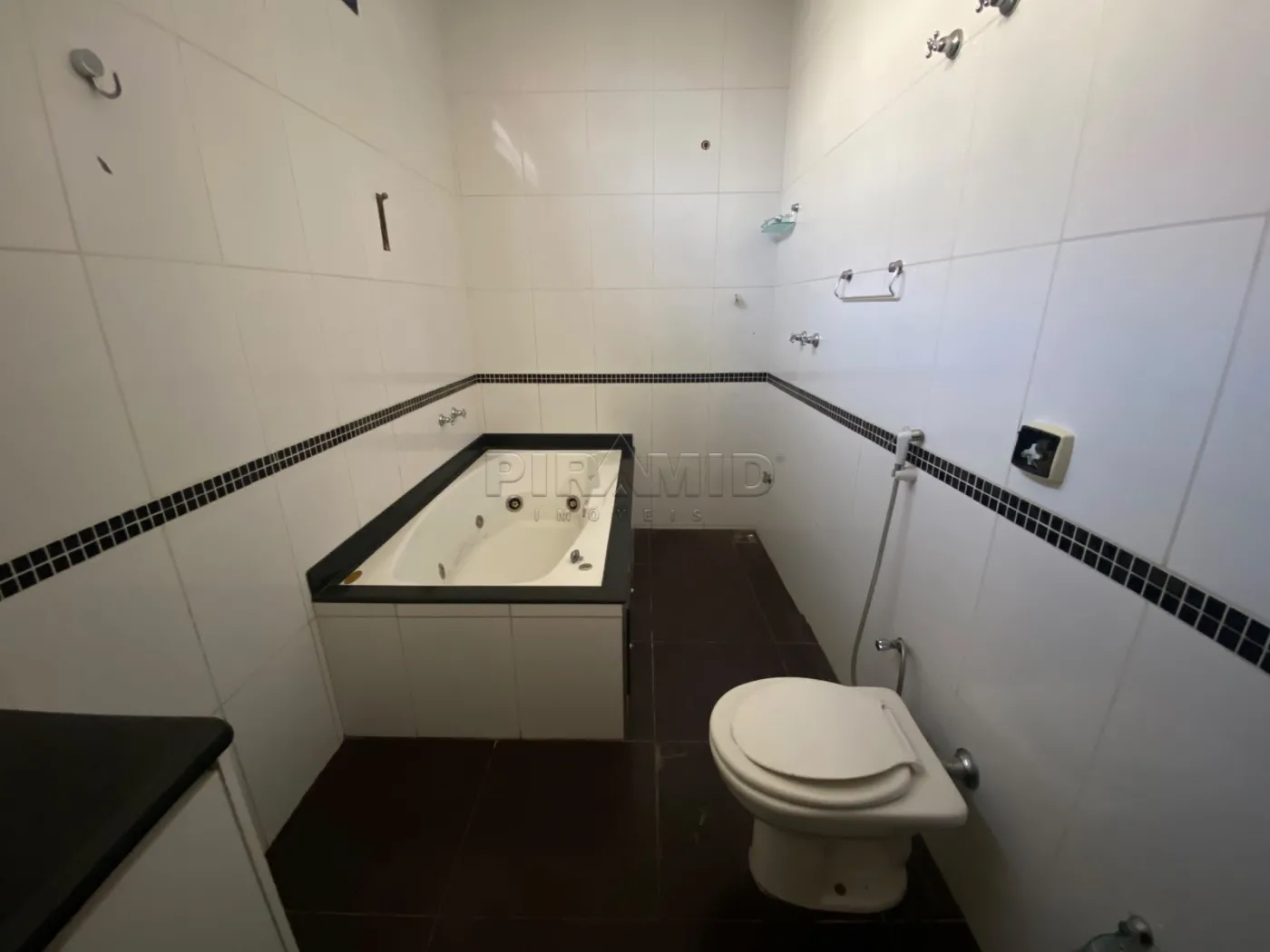 Alugar Casa / Padr&atilde;o em Ribeir&atilde;o Preto R$ 5.500,00 - Foto 40
