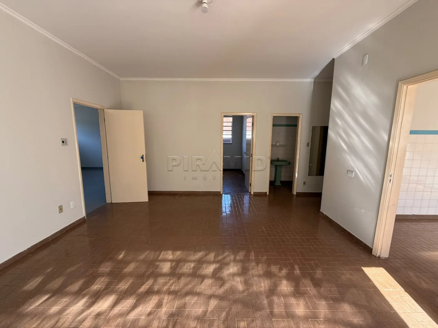 Alugar Comercial / Casa em Ribeir&atilde;o Preto R$ 7.000,00 - Foto 7