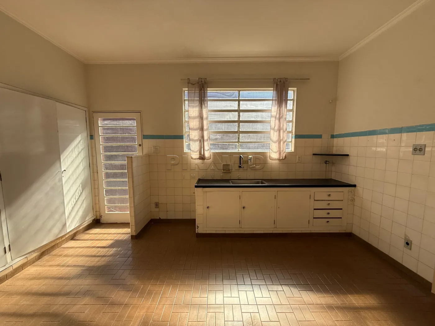 Alugar Comercial / Casa em Ribeir&atilde;o Preto R$ 7.000,00 - Foto 8