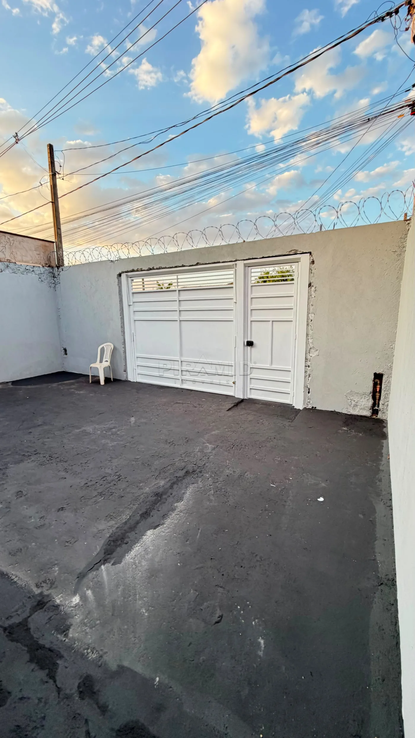 Comprar Casa / Padr&atilde;o em Ribeir&atilde;o Preto R$ 265.000,00 - Foto 1