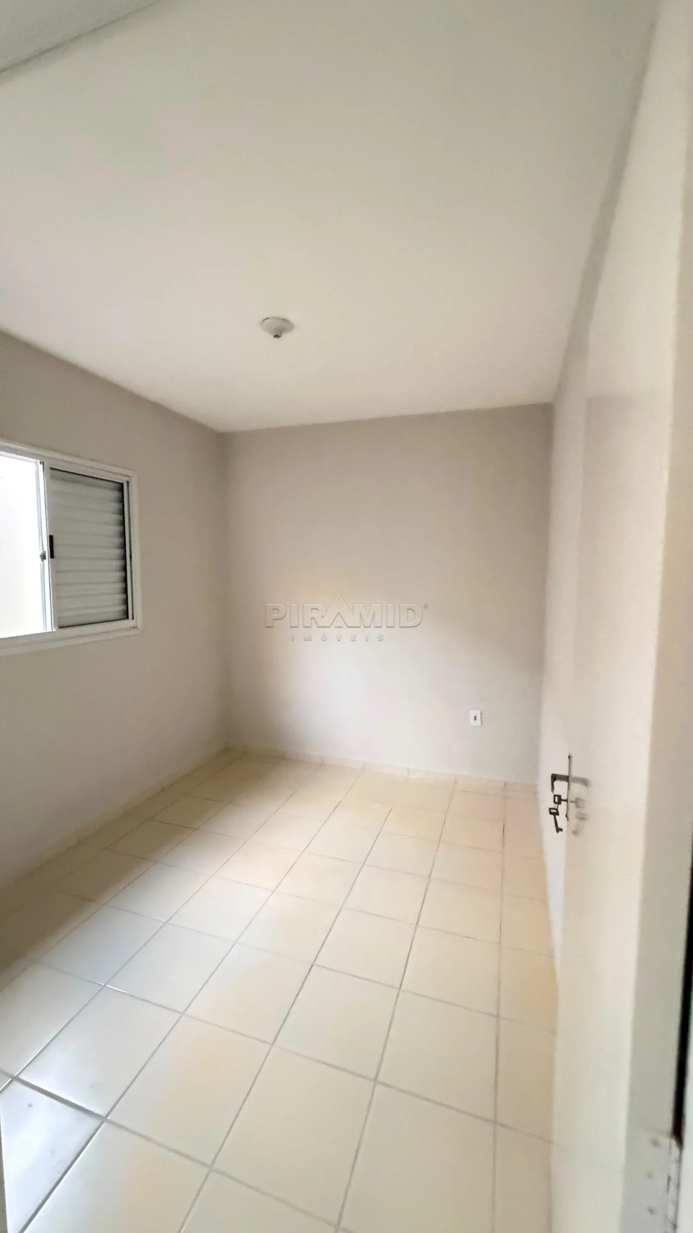Comprar Casa / Padr&atilde;o em Ribeir&atilde;o Preto R$ 265.000,00 - Foto 6