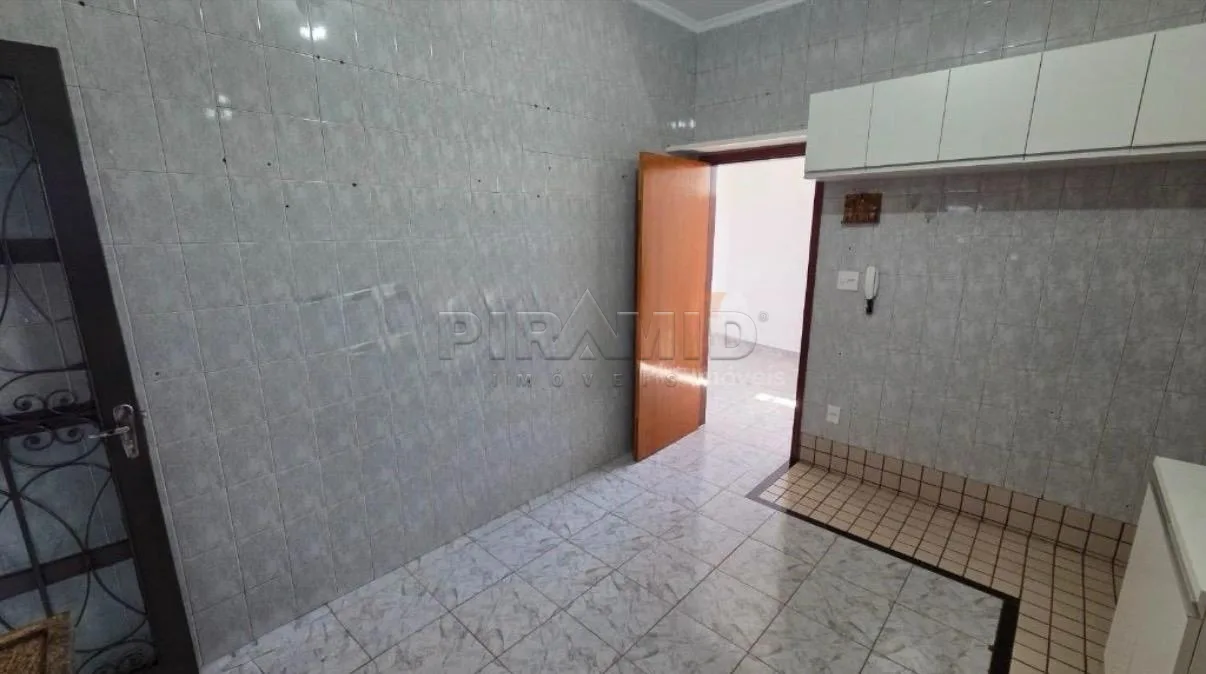 Alugar Casa / Padr&atilde;o em Ribeir&atilde;o Preto R$ 3.200,00 - Foto 10