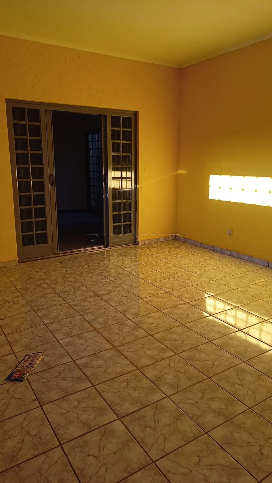 Comprar Casa / Padr&atilde;o em Ribeir&atilde;o Preto R$ 375.000,00 - Foto 2