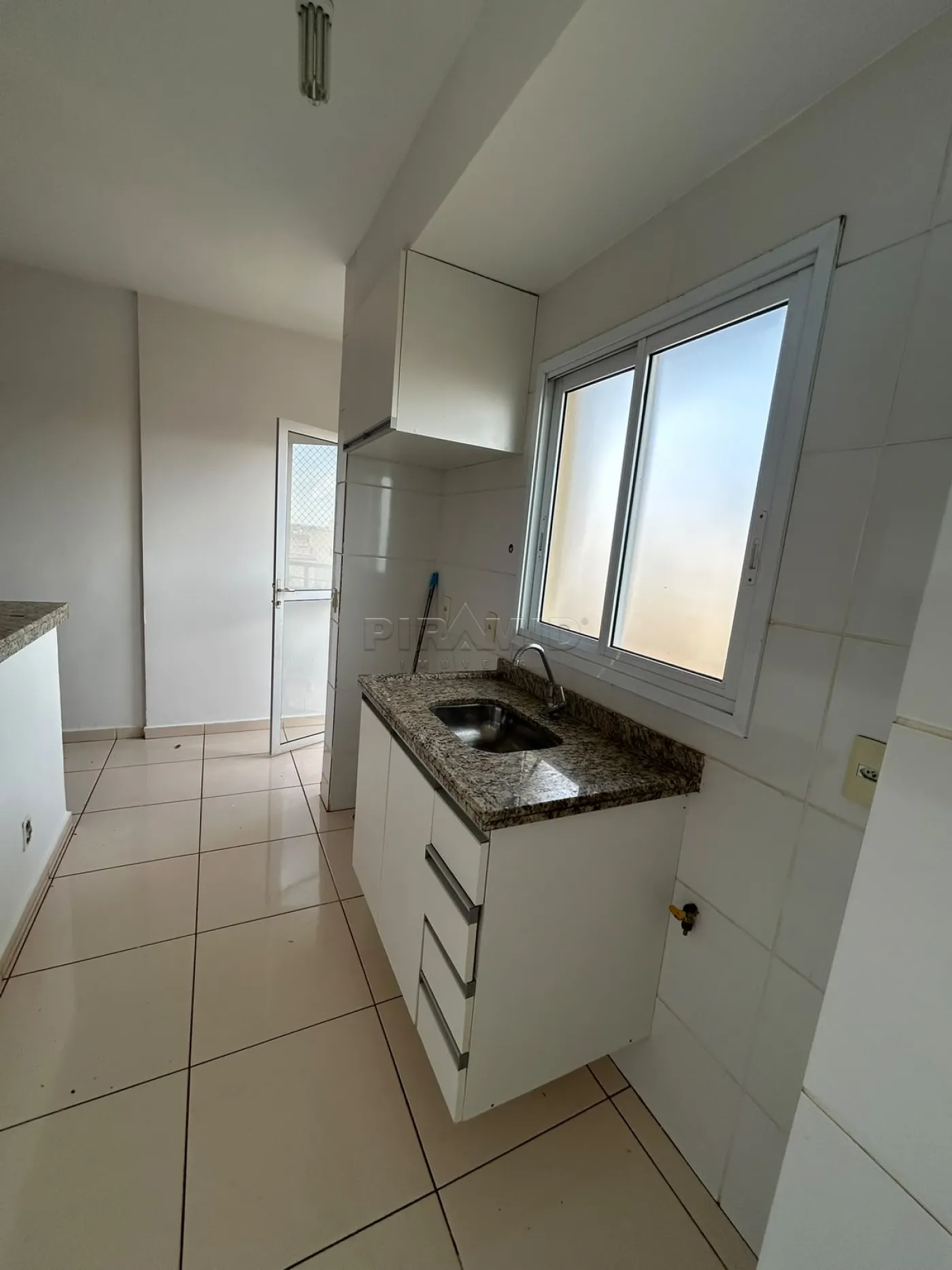 Comprar Apartamento / Padr&atilde;o em Ribeir&atilde;o Preto R$ 225.000,00 - Foto 4