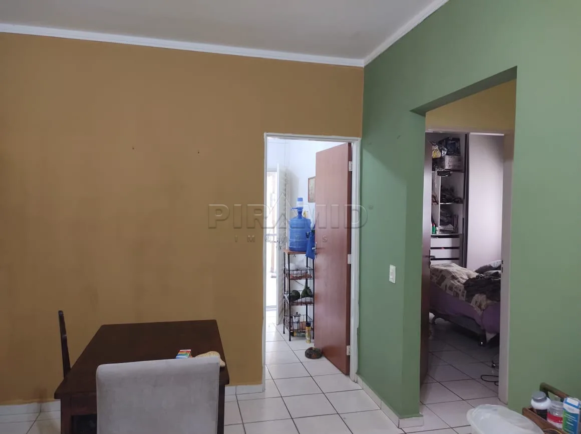 Comprar Casa / Padr&atilde;o em Ribeir&atilde;o Preto R$ 300.000,00 - Foto 3