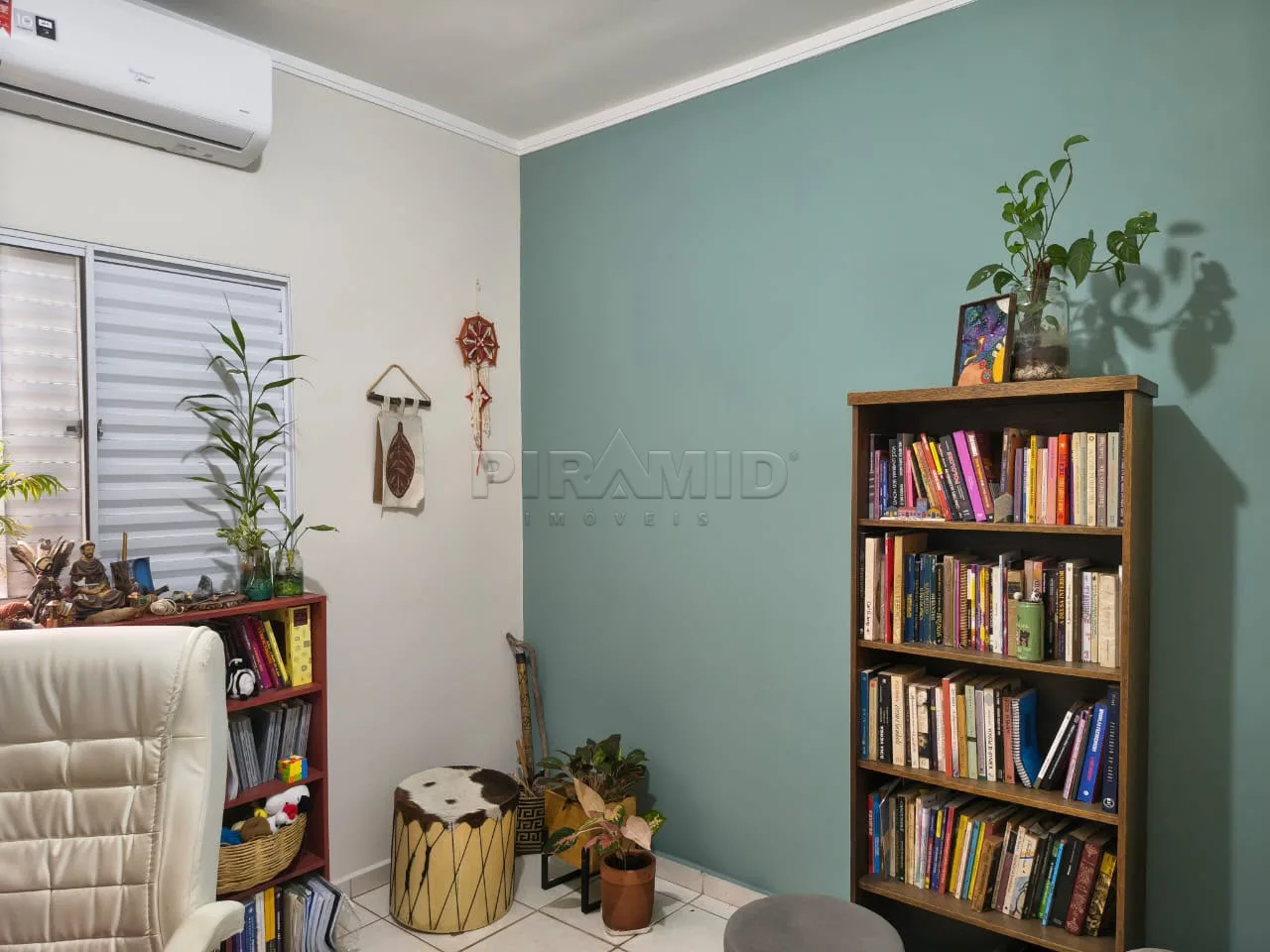 Comprar Casa / Padr&atilde;o em Ribeir&atilde;o Preto R$ 300.000,00 - Foto 5