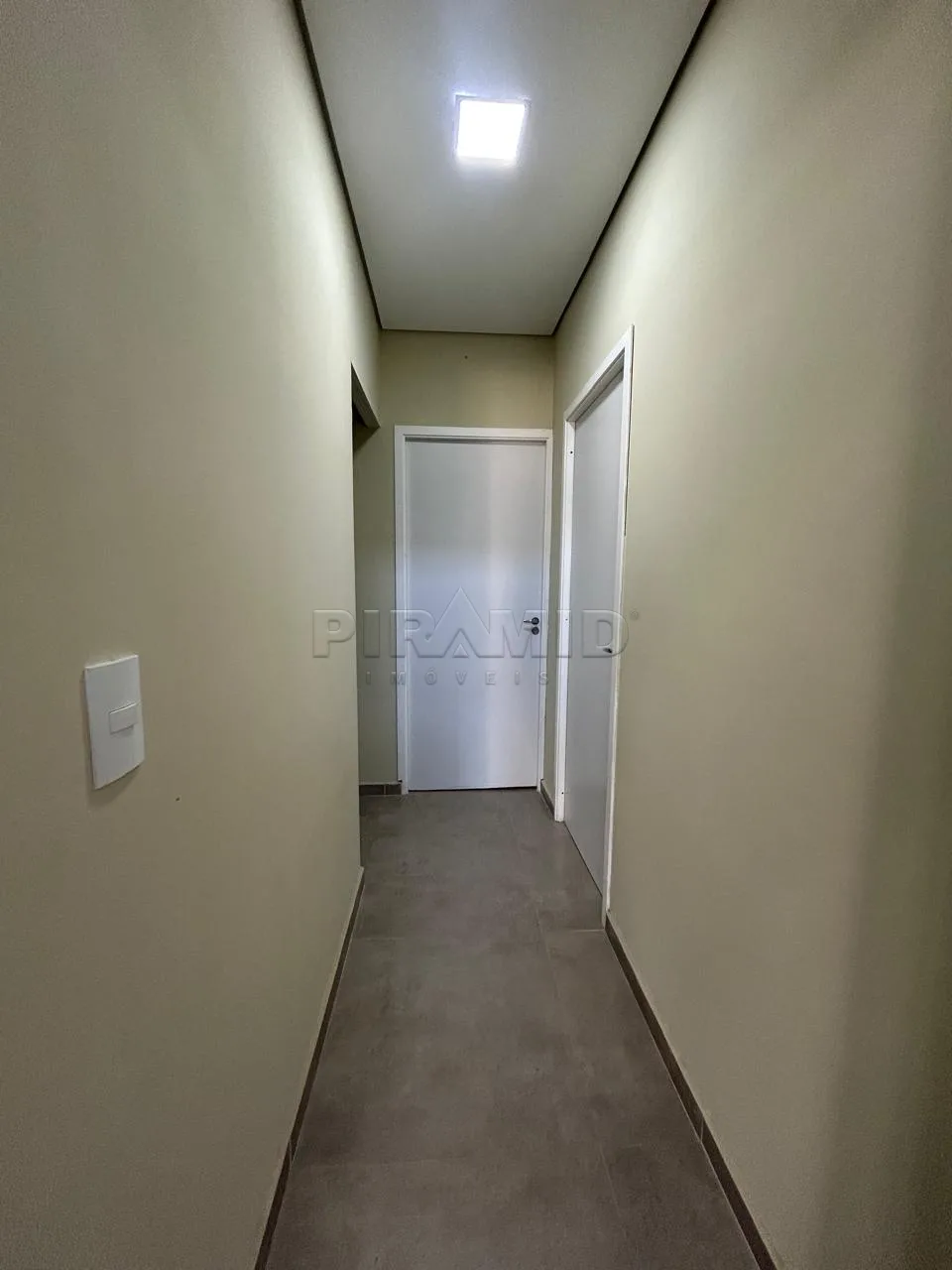 Alugar Comercial / Galp&atilde;o  Barrac&atilde;o em Ribeir&atilde;o Preto R$ 4.500,00 - Foto 5