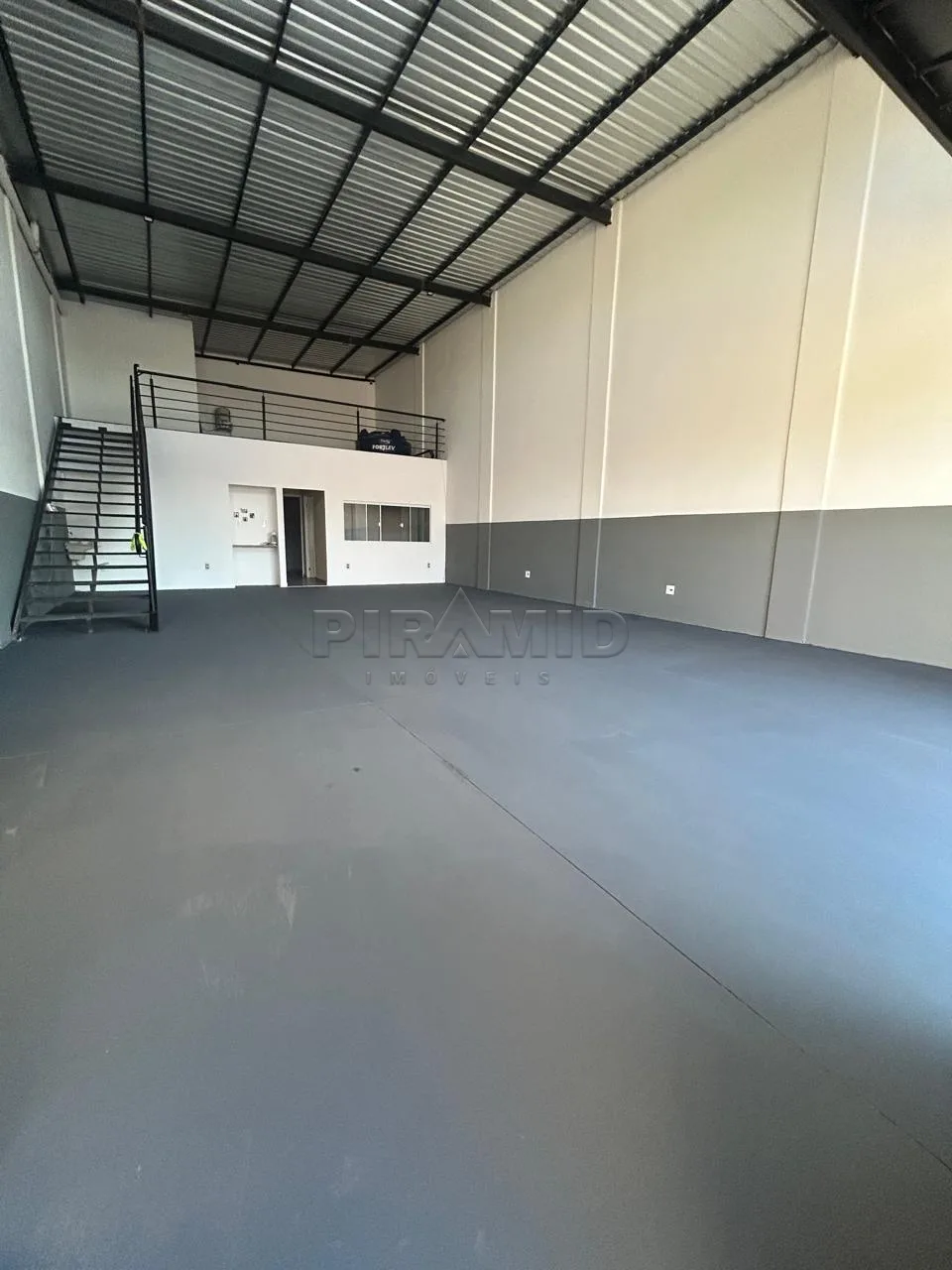 Alugar Comercial / Galp&atilde;o  Barrac&atilde;o em Ribeir&atilde;o Preto R$ 4.500,00 - Foto 2