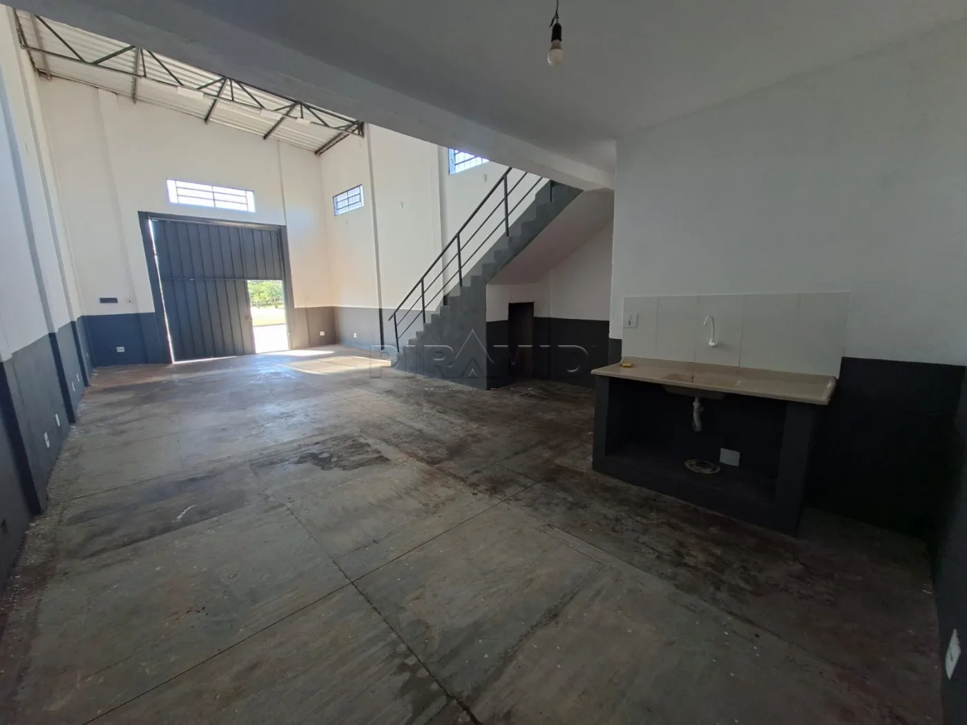 Alugar Comercial / Sal&atilde;o em Ribeir&atilde;o Preto R$ 4.500,00 - Foto 1
