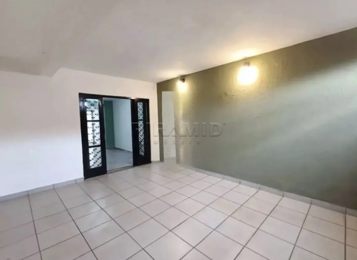 Alugar Casa / Padr&atilde;o em Ribeir&atilde;o Preto R$ 1.950,00 - Foto 1