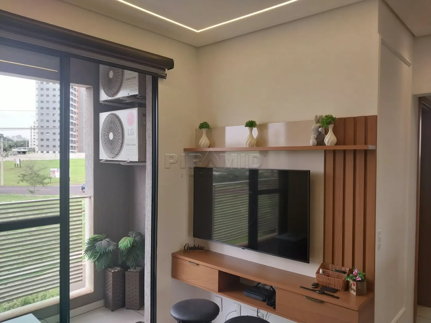 Comprar Apartamento / Padr&atilde;o em Ribeir&atilde;o Preto R$ 400.000,00 - Foto 2