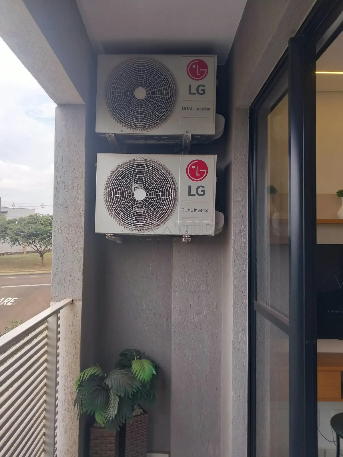 Comprar Apartamento / Padr&atilde;o em Ribeir&atilde;o Preto R$ 400.000,00 - Foto 3