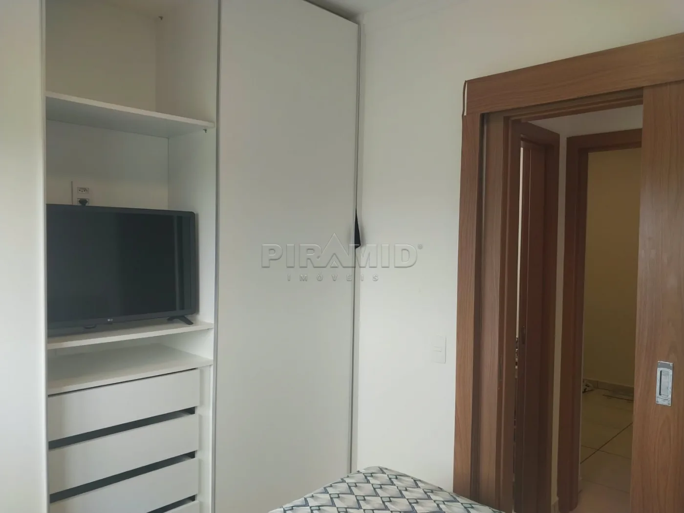 Comprar Apartamento / Padr&atilde;o em Ribeir&atilde;o Preto R$ 400.000,00 - Foto 12