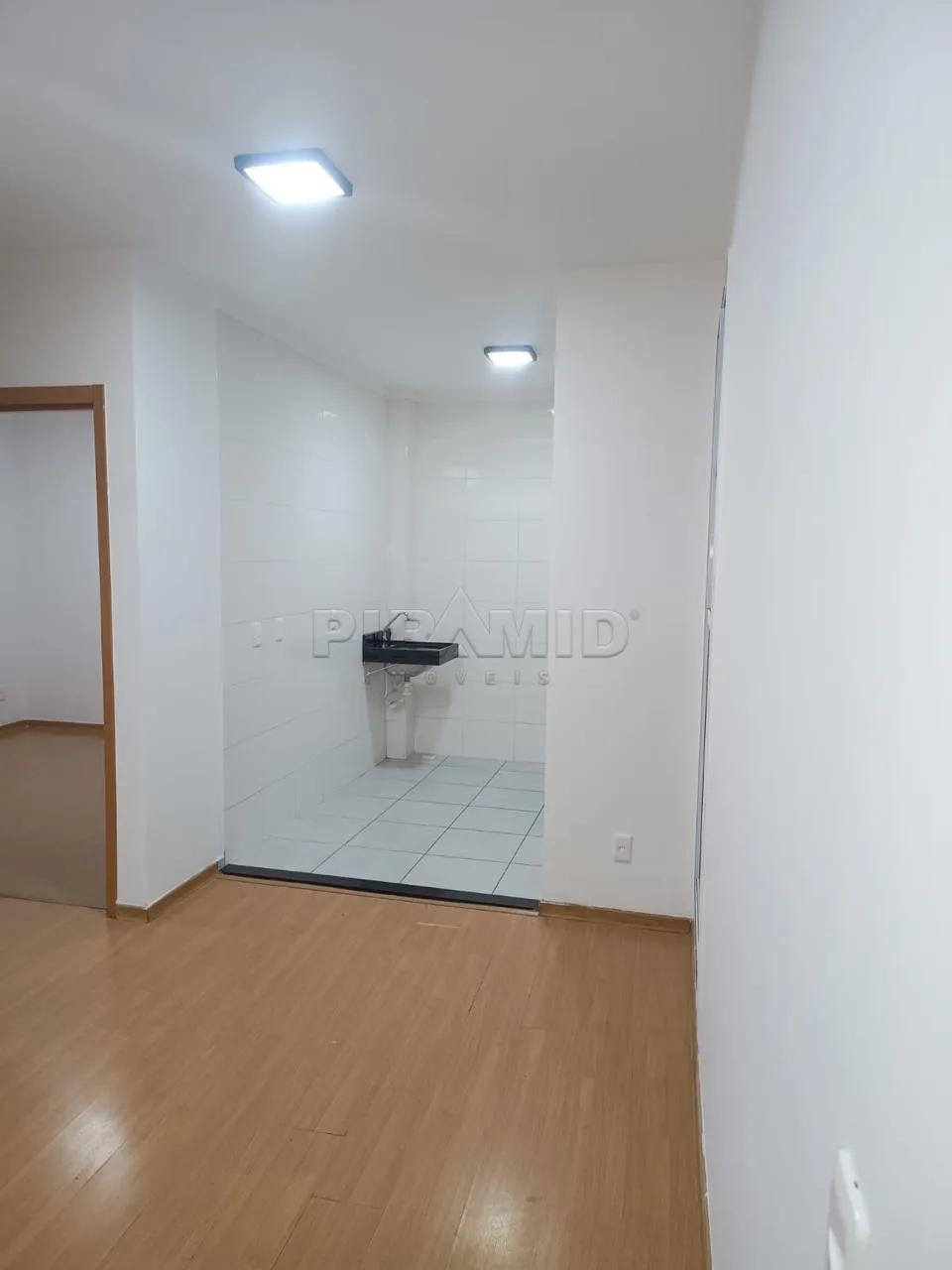 Comprar Apartamento / Padr&atilde;o em Ribeir&atilde;o Preto R$ 155.000,00 - Foto 2