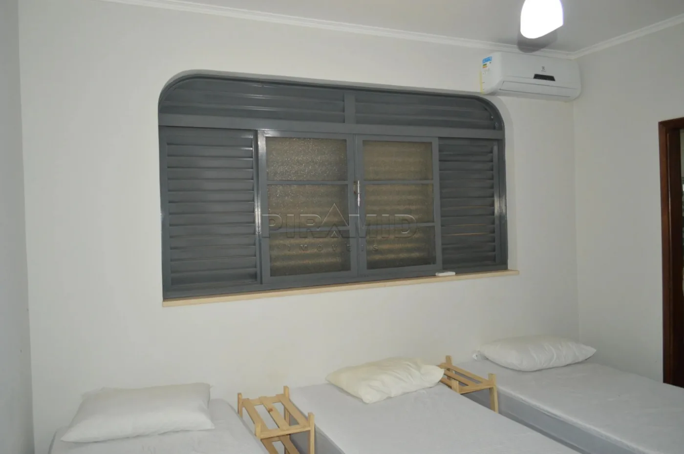 Alugar Casa / Padr&atilde;o em Ribeir&atilde;o Preto R$ 7.300,00 - Foto 17