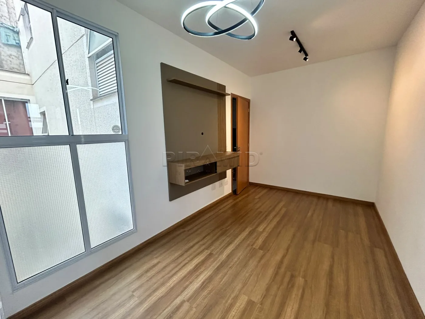 Comprar Apartamento / Padr&atilde;o em Ribeir&atilde;o Preto R$ 165.000,00 - Foto 2