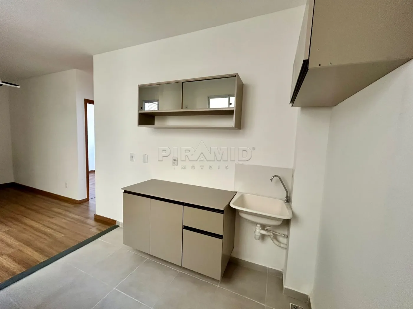 Comprar Apartamento / Padr&atilde;o em Ribeir&atilde;o Preto R$ 165.000,00 - Foto 4