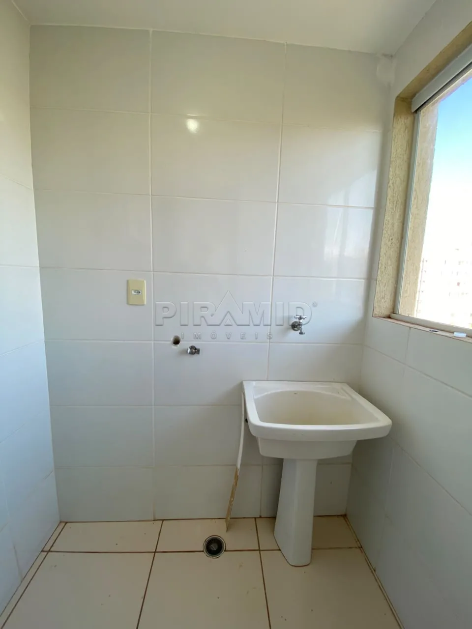Alugar Apartamento / Padr&atilde;o em Ribeir&atilde;o Preto R$ 1.650,00 - Foto 10