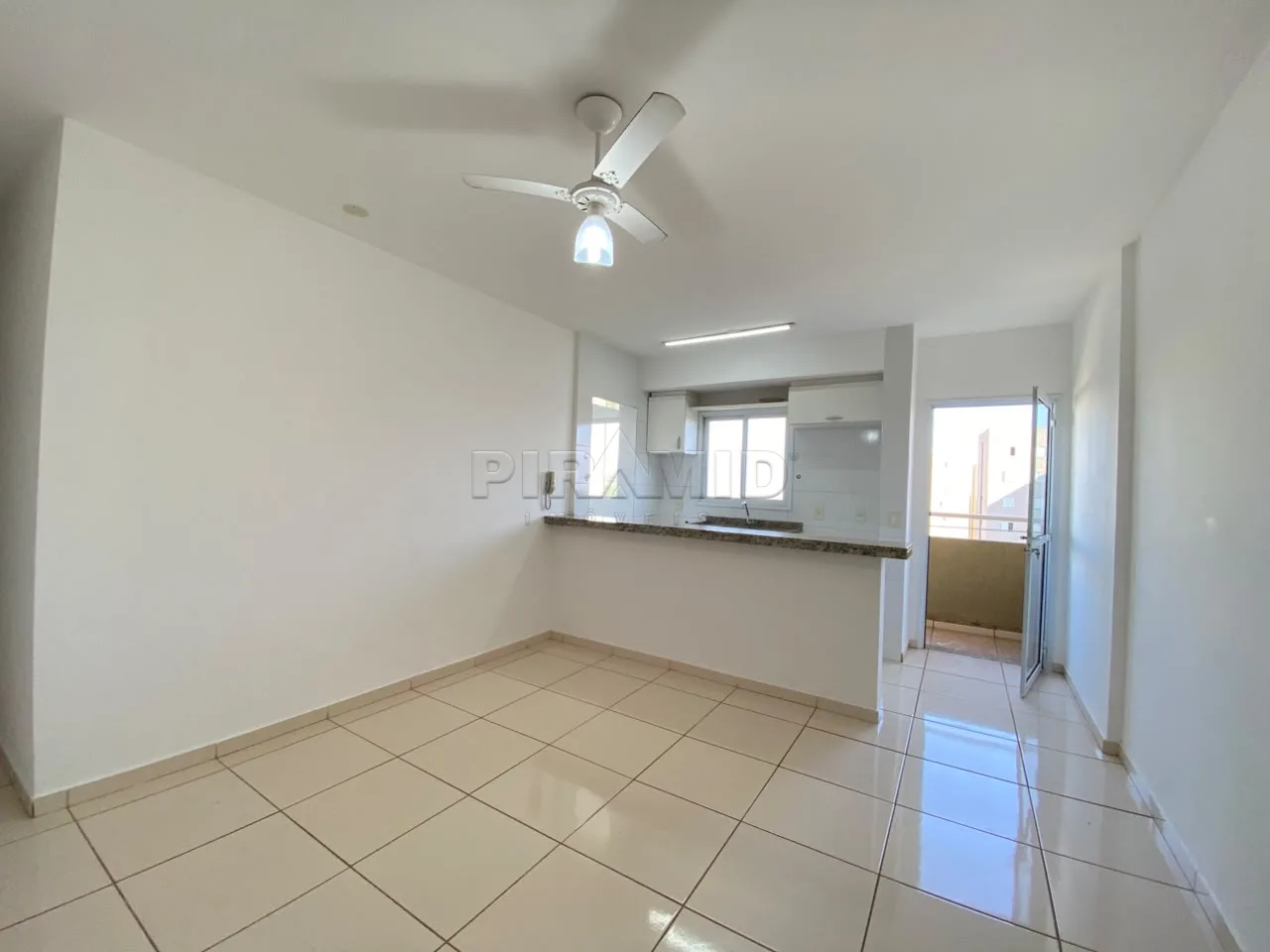 Alugar Apartamento / Padr&atilde;o em Ribeir&atilde;o Preto R$ 1.650,00 - Foto 3