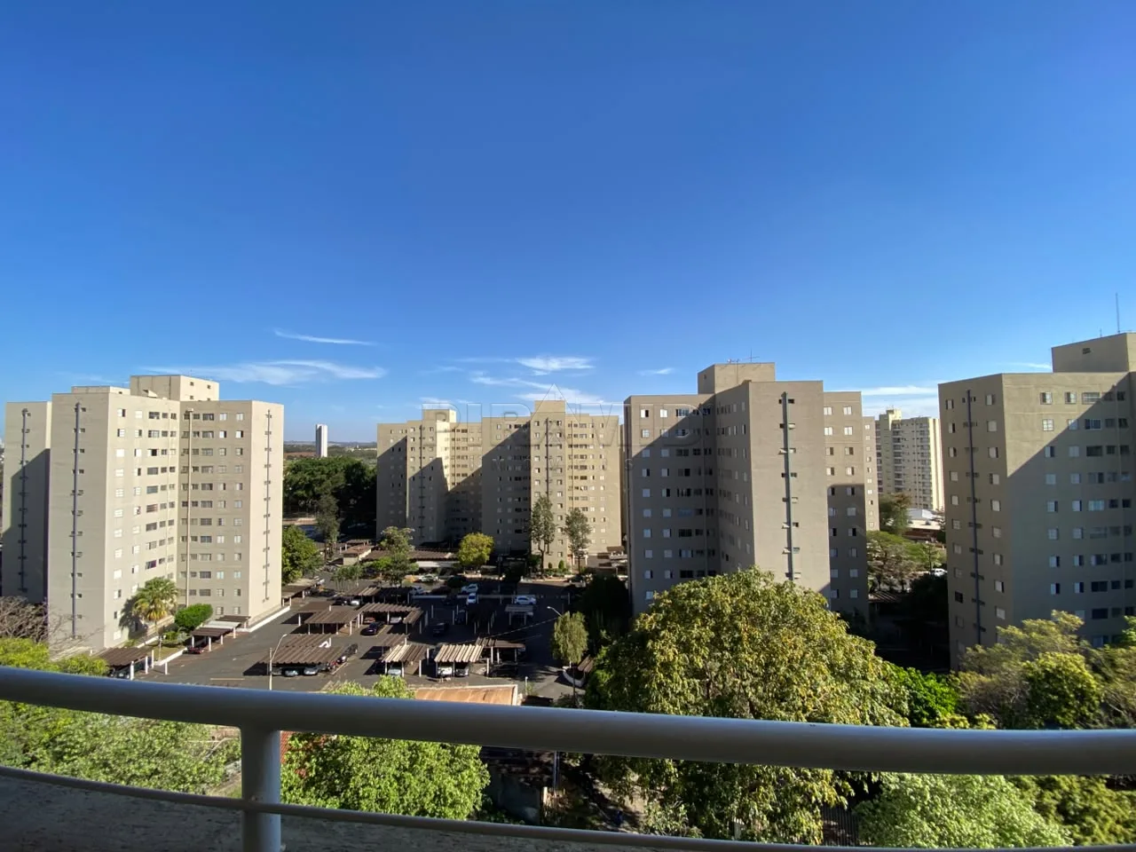 Alugar Apartamento / Padr&atilde;o em Ribeir&atilde;o Preto R$ 1.650,00 - Foto 1