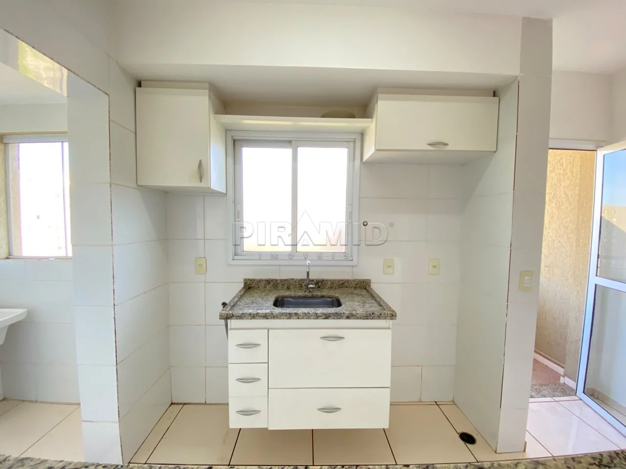 Alugar Apartamento / Padr&atilde;o em Ribeir&atilde;o Preto R$ 1.650,00 - Foto 11