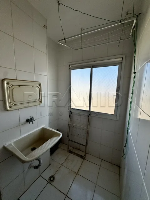 Alugar Apartamento / Padr&atilde;o em Ribeir&atilde;o Preto R$ 900,00 - Foto 12
