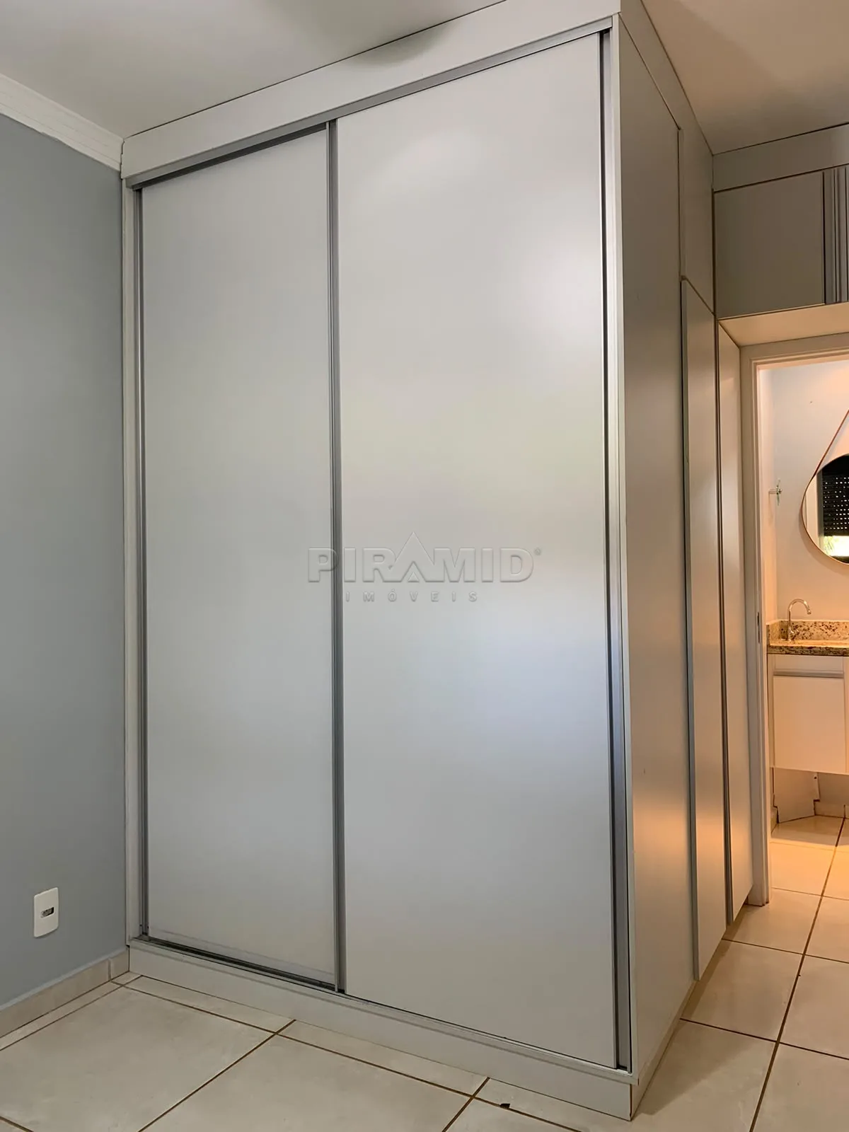 Alugar Apartamento / Padr&atilde;o em Bonfim Paulista R$ 1.100,00 - Foto 4
