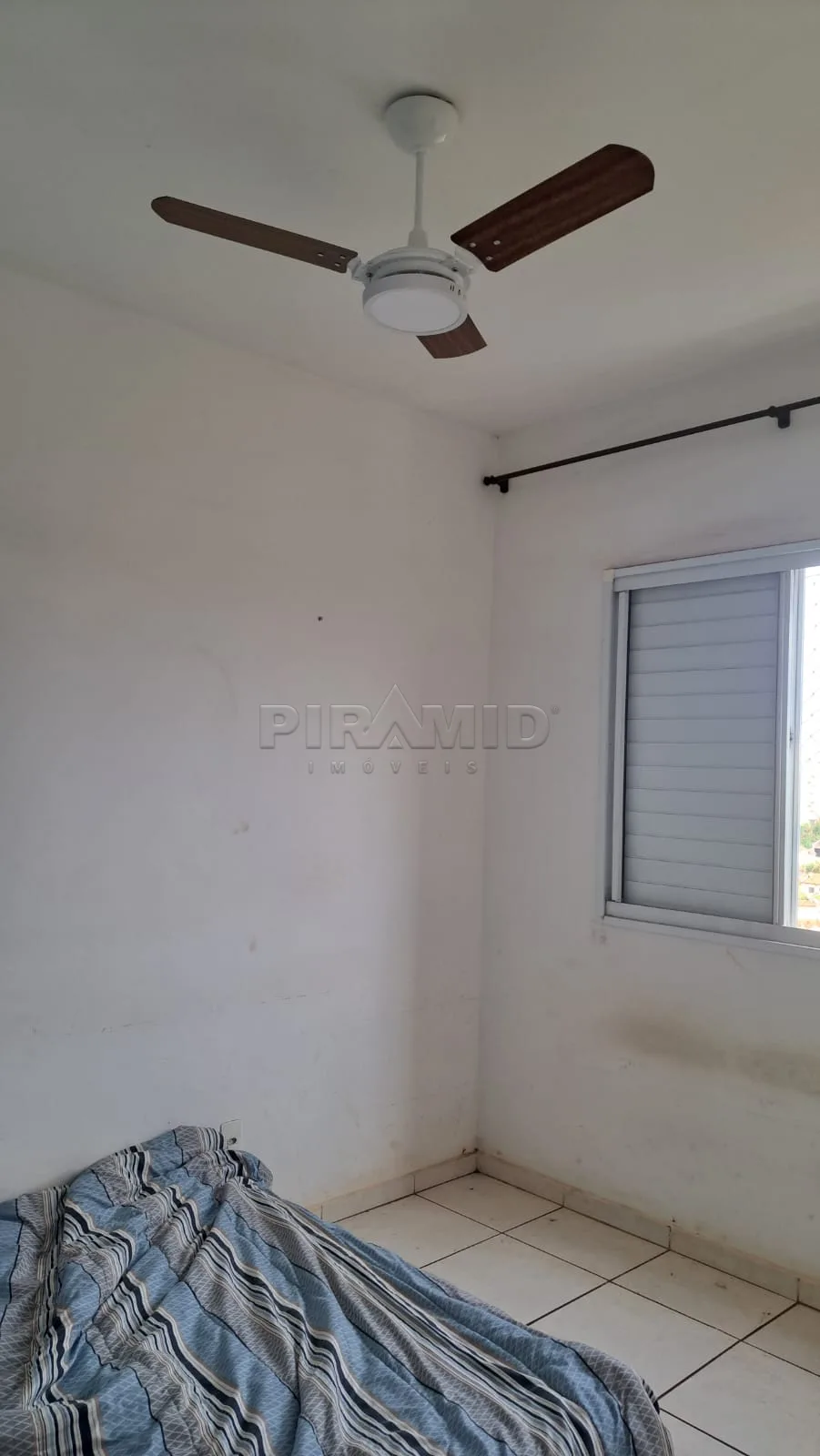 Comprar Apartamento / Padr&atilde;o em Ribeir&atilde;o Preto R$ 200.000,00 - Foto 3