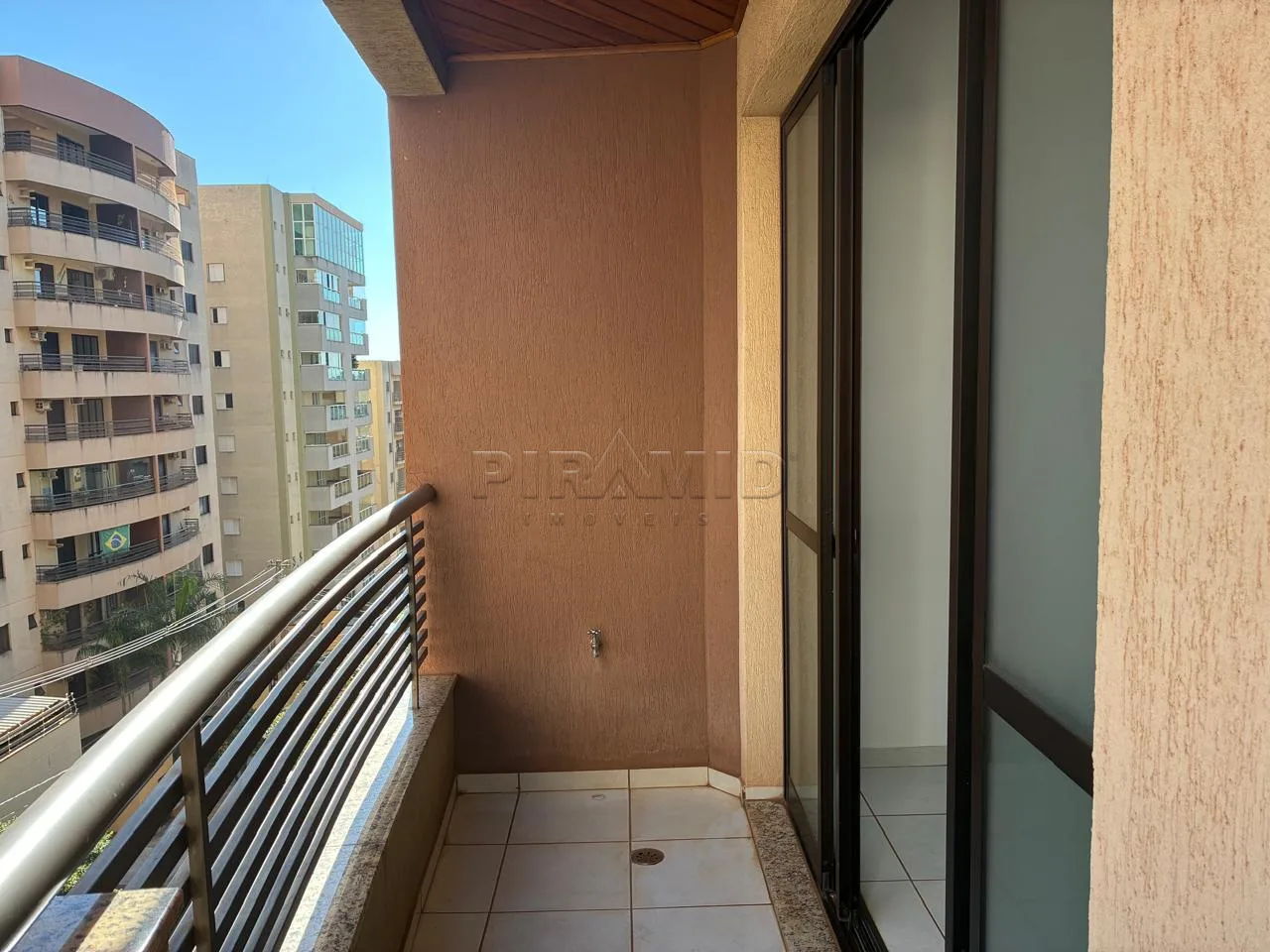 Alugar Apartamento / Padr&atilde;o em Ribeir&atilde;o Preto R$ 2.800,00 - Foto 7