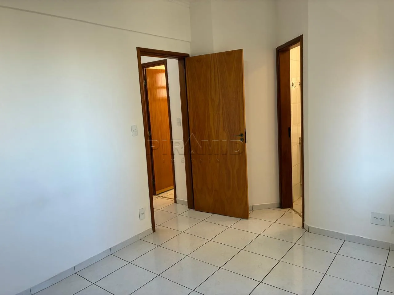 Alugar Apartamento / Padr&atilde;o em Ribeir&atilde;o Preto R$ 2.800,00 - Foto 9