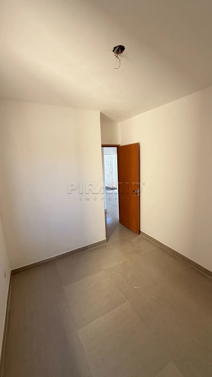 Comprar Casa / Padr&atilde;o em Ribeir&atilde;o Preto R$ 275.000,00 - Foto 7