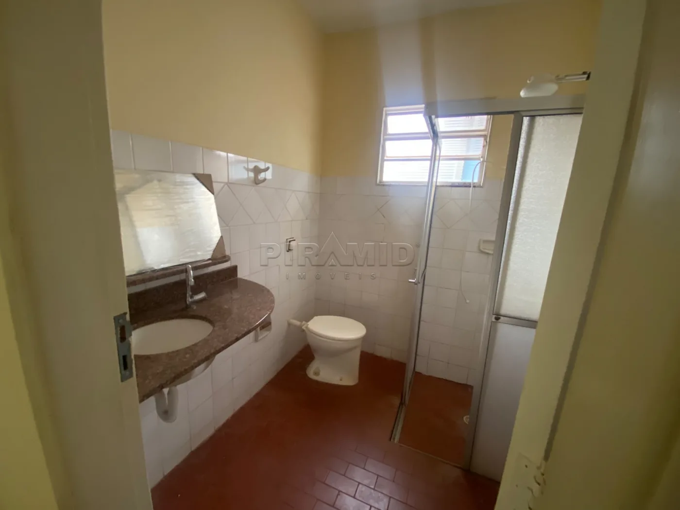 Alugar Casa / Padr&atilde;o em Ribeir&atilde;o Preto R$ 2.200,00 - Foto 10