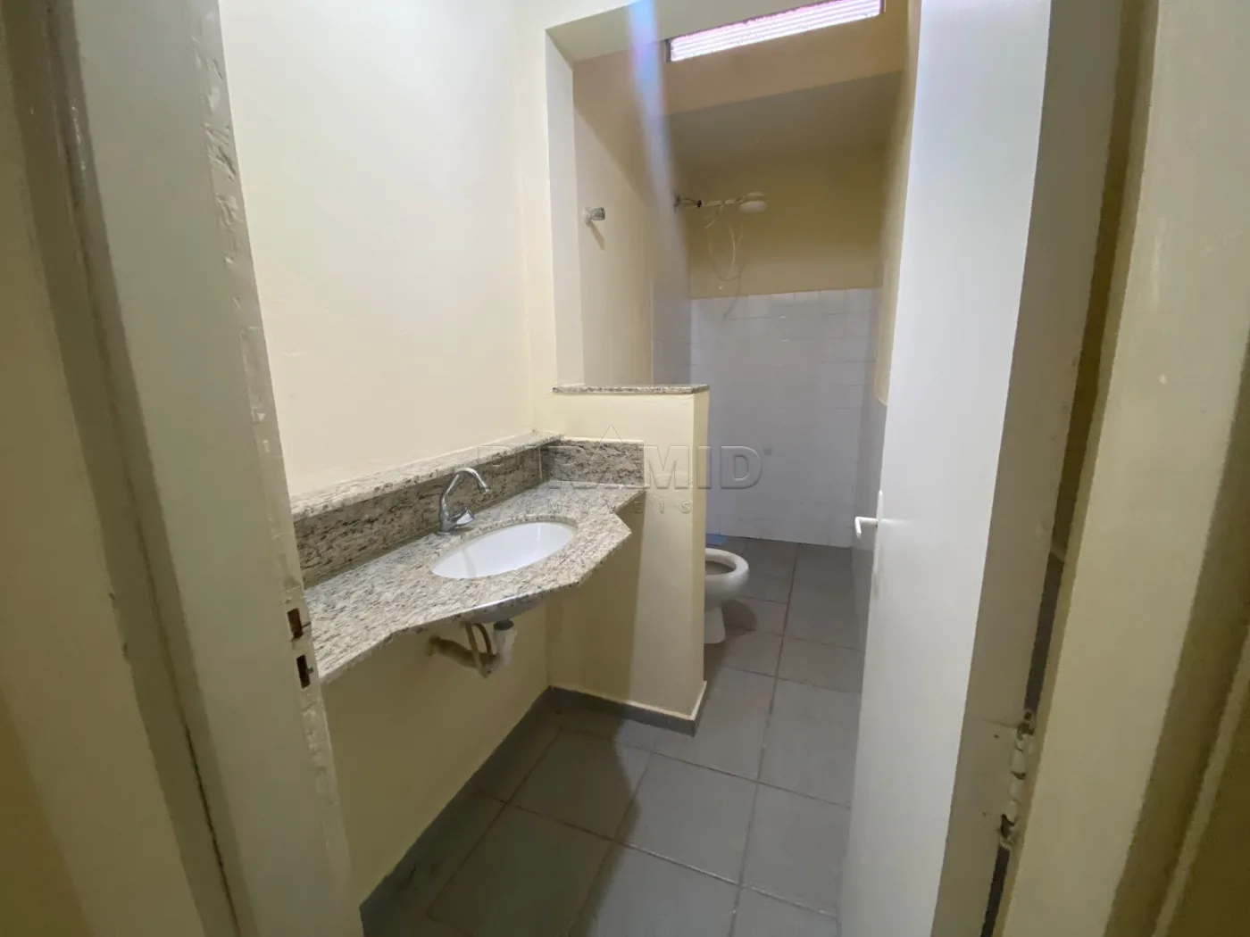 Alugar Casa / Padr&atilde;o em Ribeir&atilde;o Preto R$ 2.200,00 - Foto 16