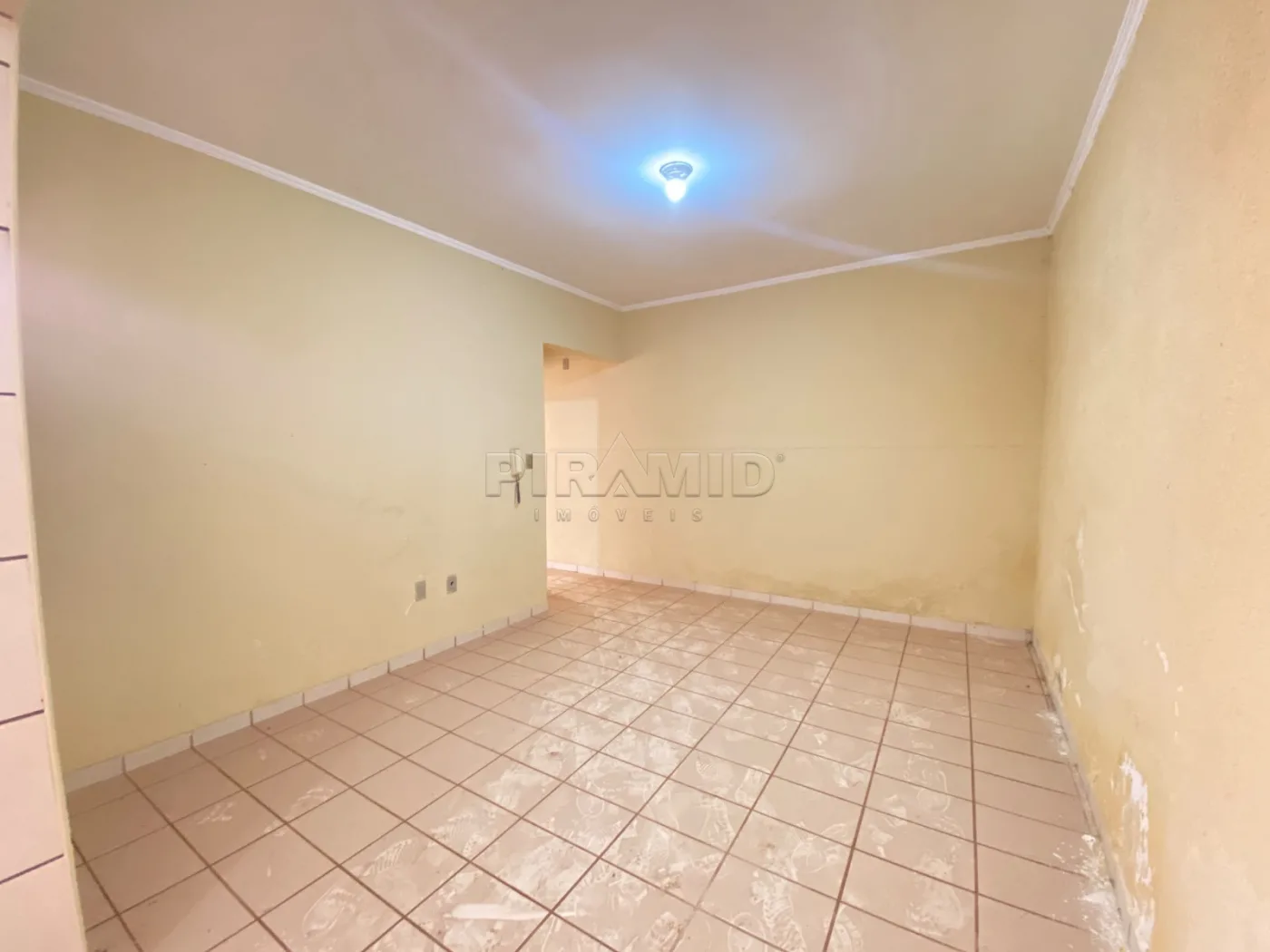 Alugar Casa / Padr&atilde;o em Ribeir&atilde;o Preto R$ 3.000,00 - Foto 8