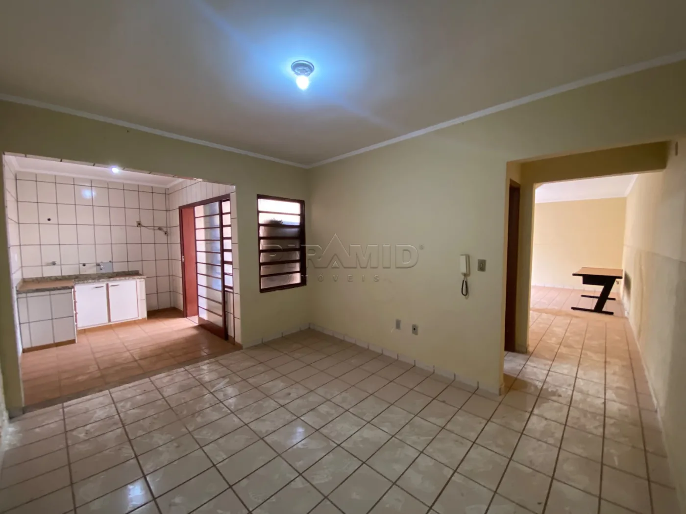 Alugar Casa / Padr&atilde;o em Ribeir&atilde;o Preto R$ 3.000,00 - Foto 10