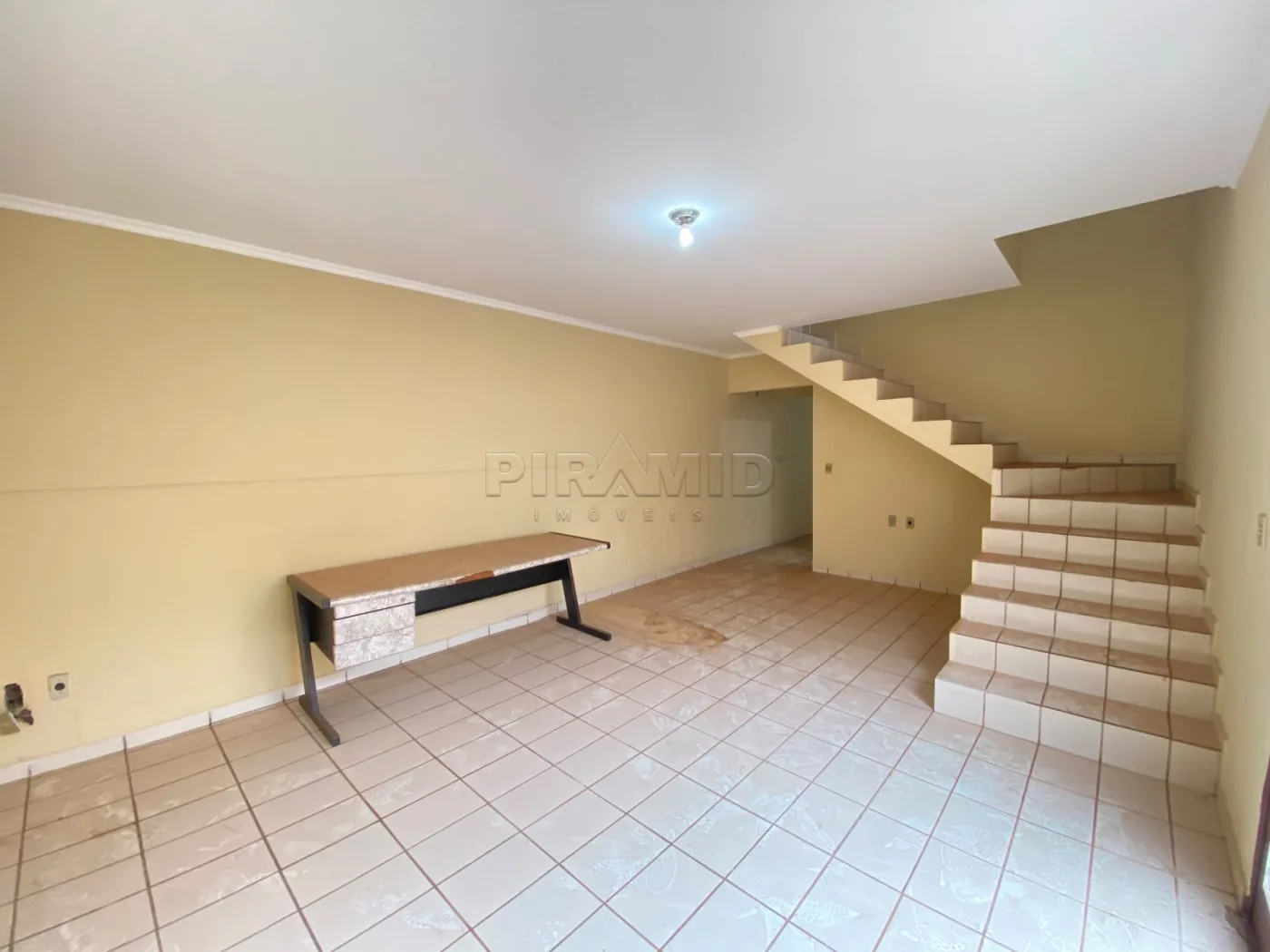 Alugar Casa / Padr&atilde;o em Ribeir&atilde;o Preto R$ 3.000,00 - Foto 14