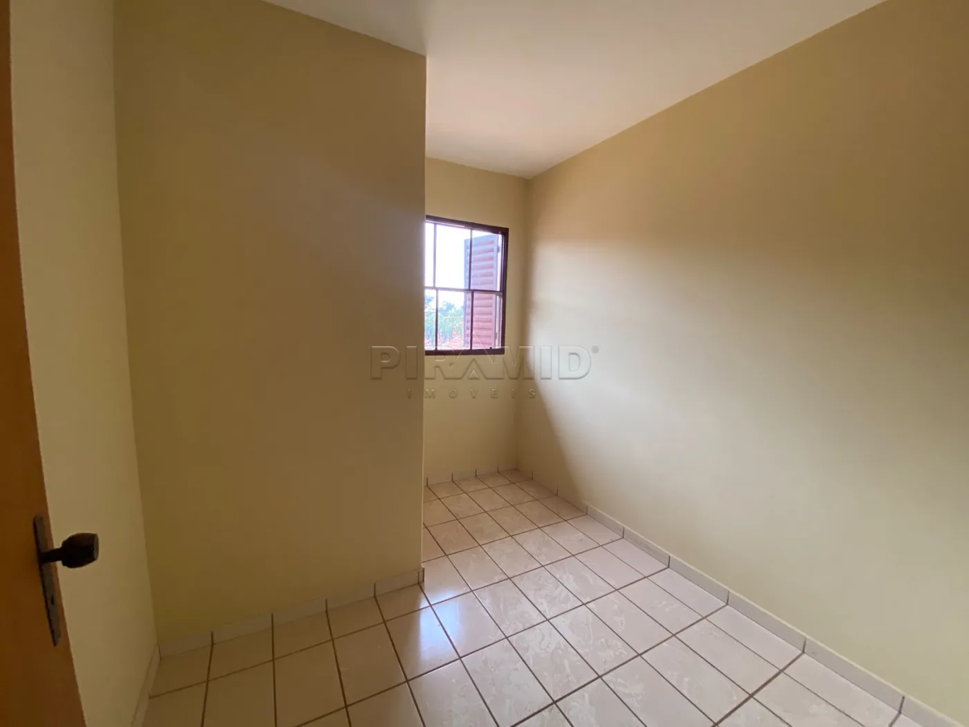 Alugar Casa / Padr&atilde;o em Ribeir&atilde;o Preto R$ 3.000,00 - Foto 22