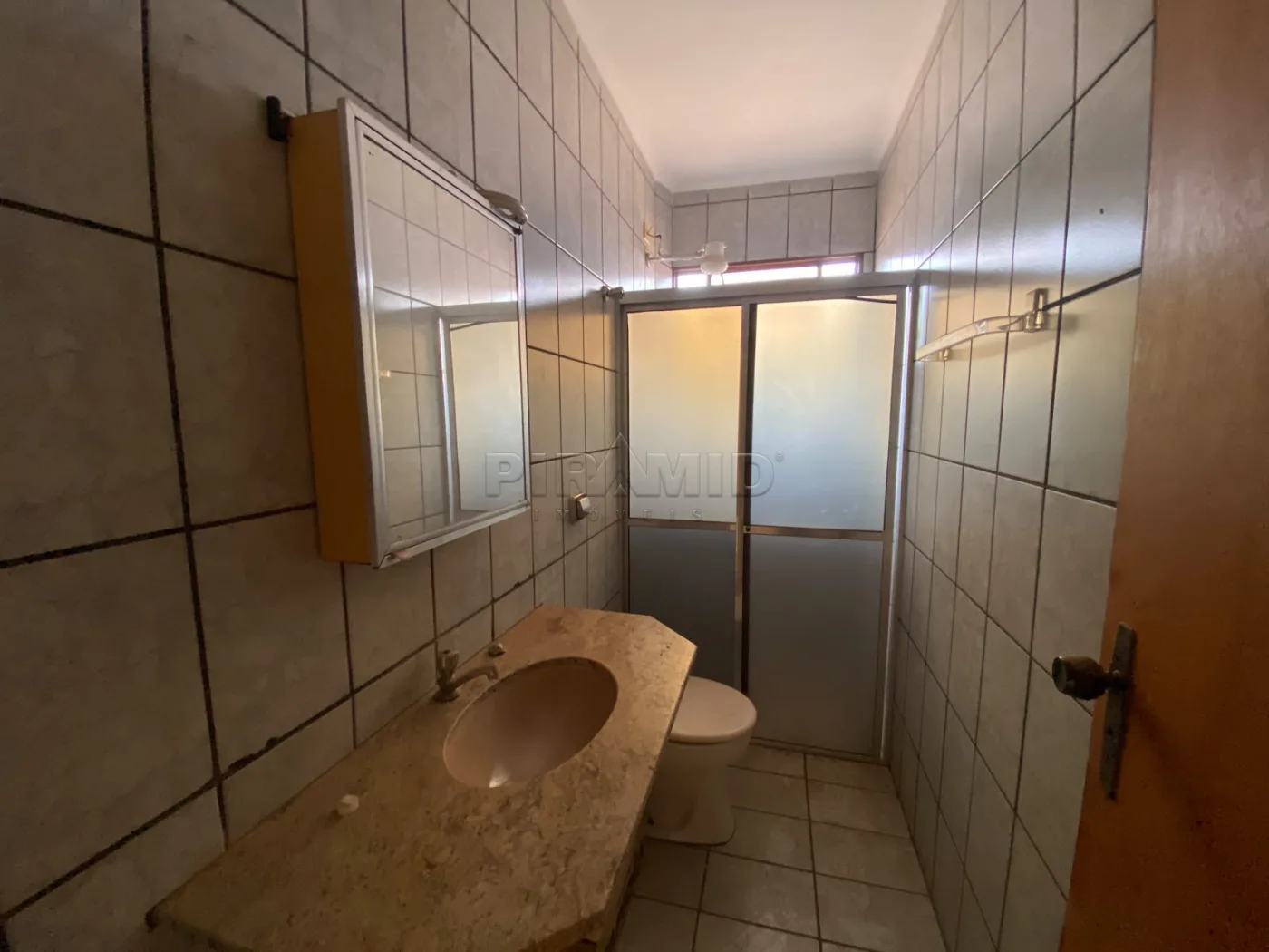 Alugar Casa / Padr&atilde;o em Ribeir&atilde;o Preto R$ 3.000,00 - Foto 26