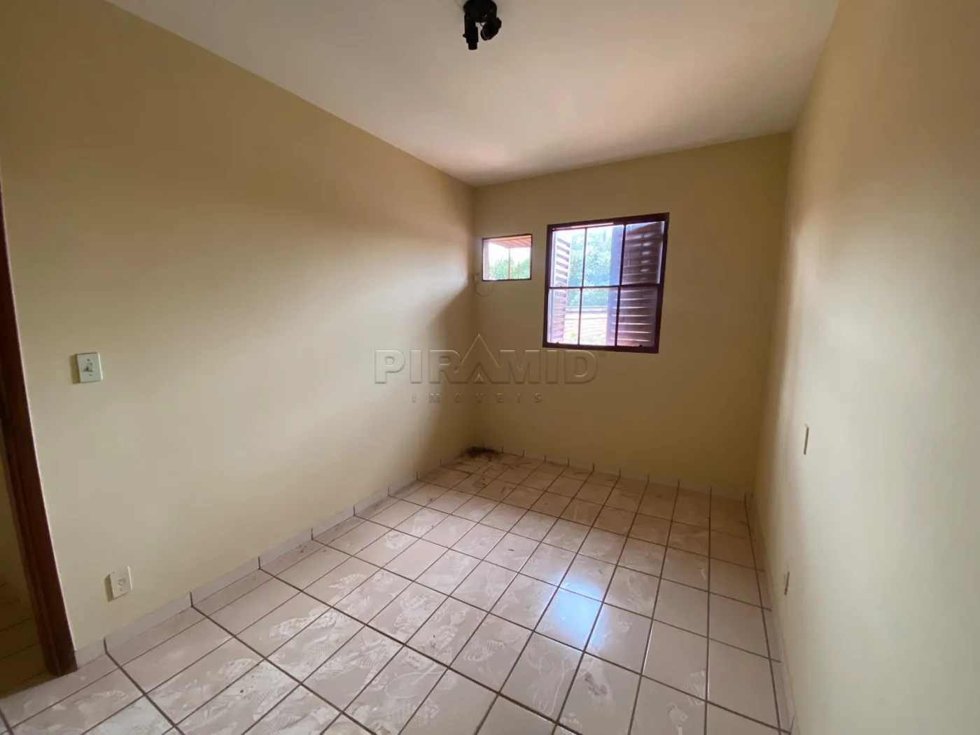 Alugar Casa / Padr&atilde;o em Ribeir&atilde;o Preto R$ 3.000,00 - Foto 27