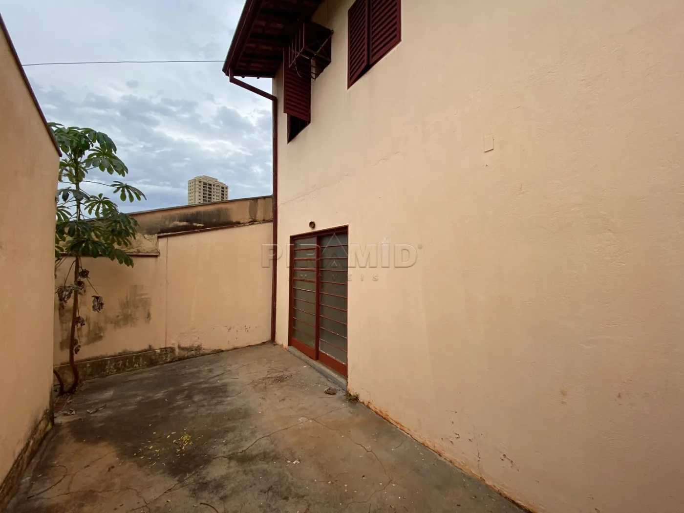 Alugar Casa / Padr&atilde;o em Ribeir&atilde;o Preto R$ 3.000,00 - Foto 30