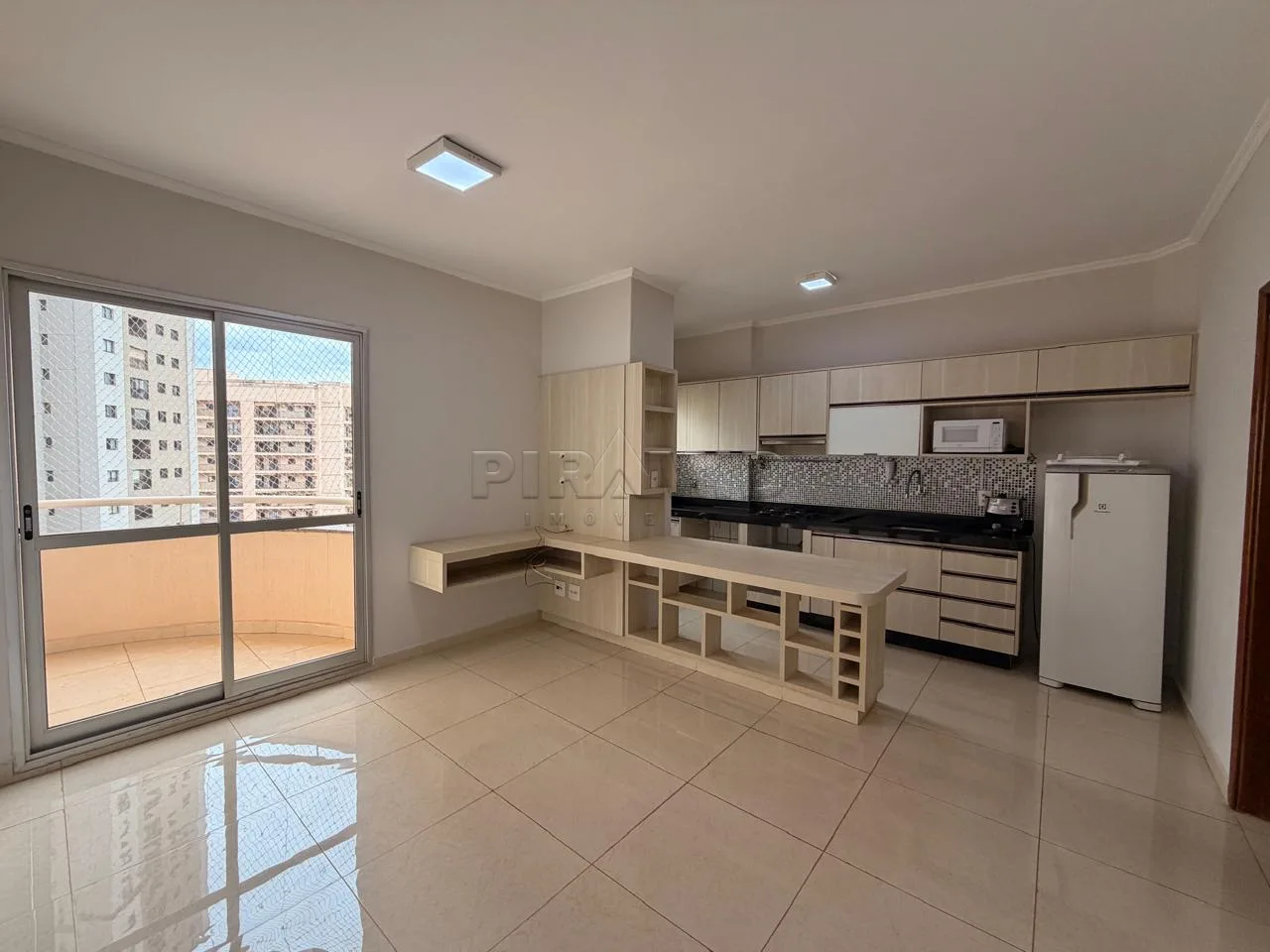 Alugar Apartamento / Padr&atilde;o em Ribeir&atilde;o Preto R$ 1.800,00 - Foto 1