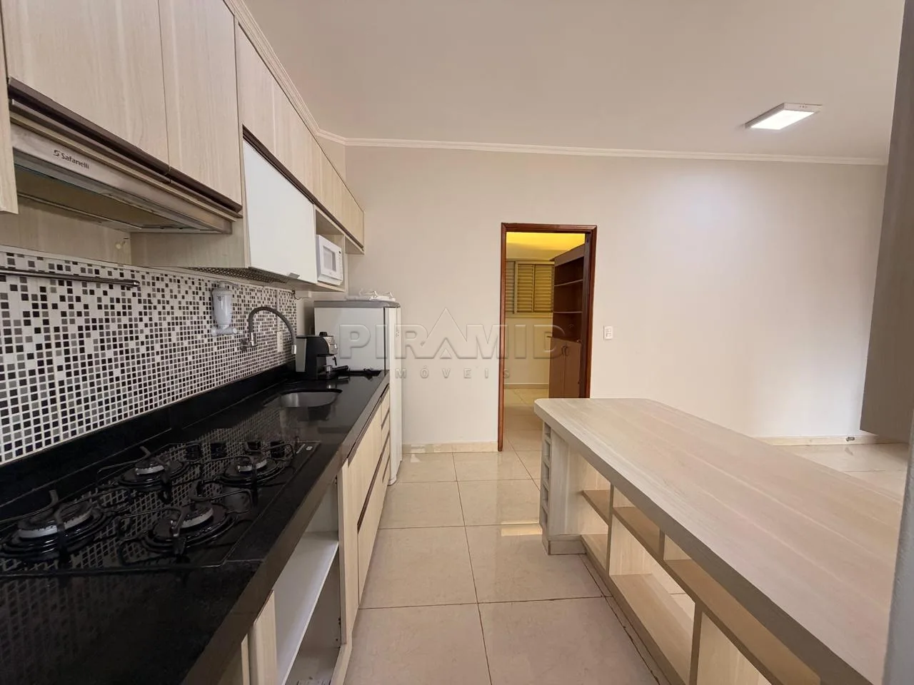 Alugar Apartamento / Padr&atilde;o em Ribeir&atilde;o Preto R$ 1.800,00 - Foto 8