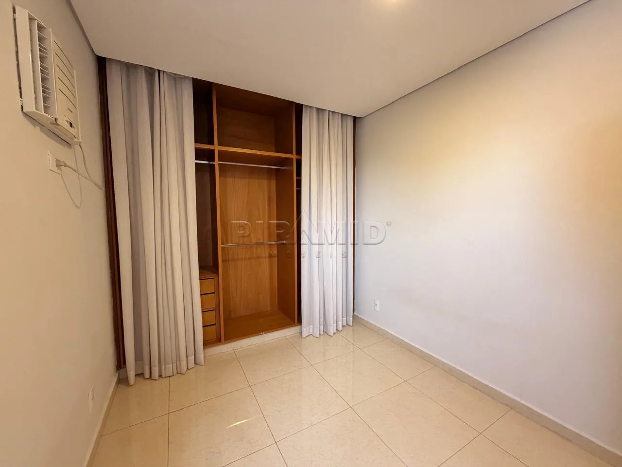Alugar Apartamento / Padr&atilde;o em Ribeir&atilde;o Preto R$ 1.800,00 - Foto 12
