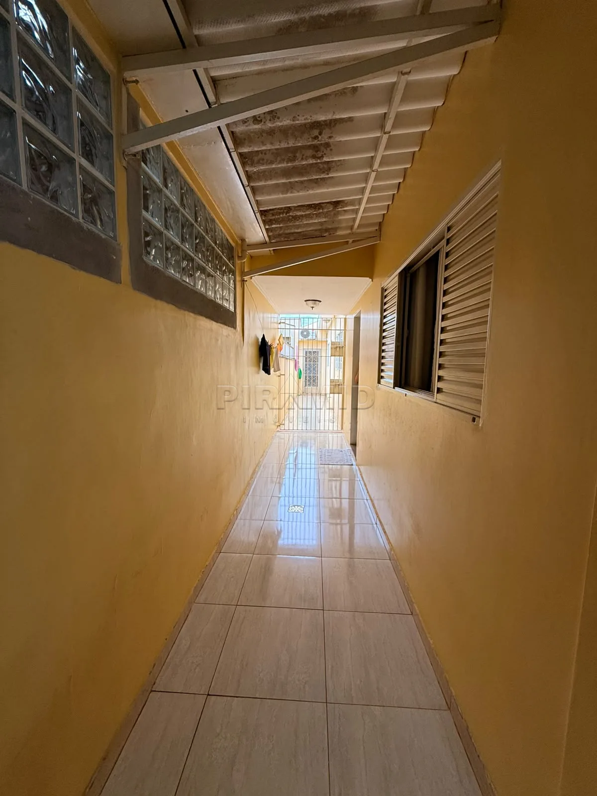 Comprar Casa / Padr&atilde;o em Ribeir&atilde;o Preto R$ 405.000,00 - Foto 10