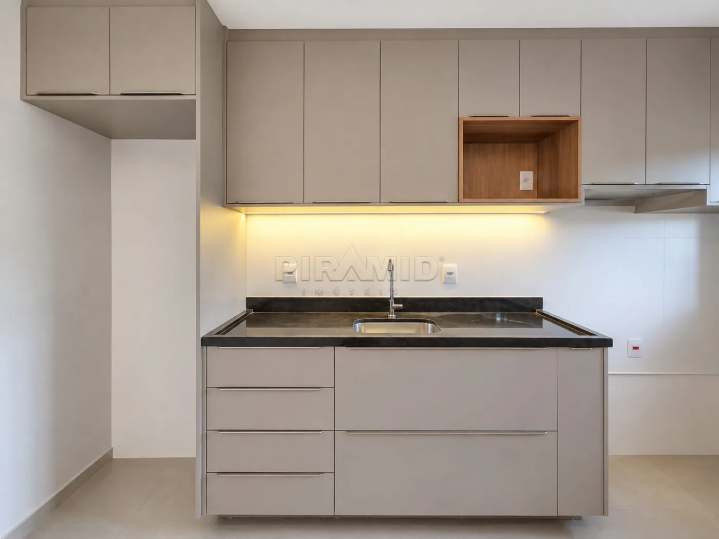 Comprar Apartamento / Padr&atilde;o em Ribeir&atilde;o Preto R$ 885.000,00 - Foto 3