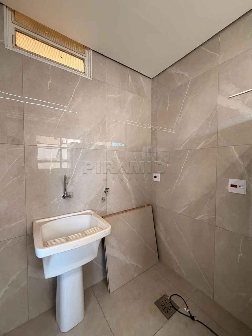 Alugar Apartamento / Padr&atilde;o em Ribeir&atilde;o Preto R$ 1.587,00 - Foto 12