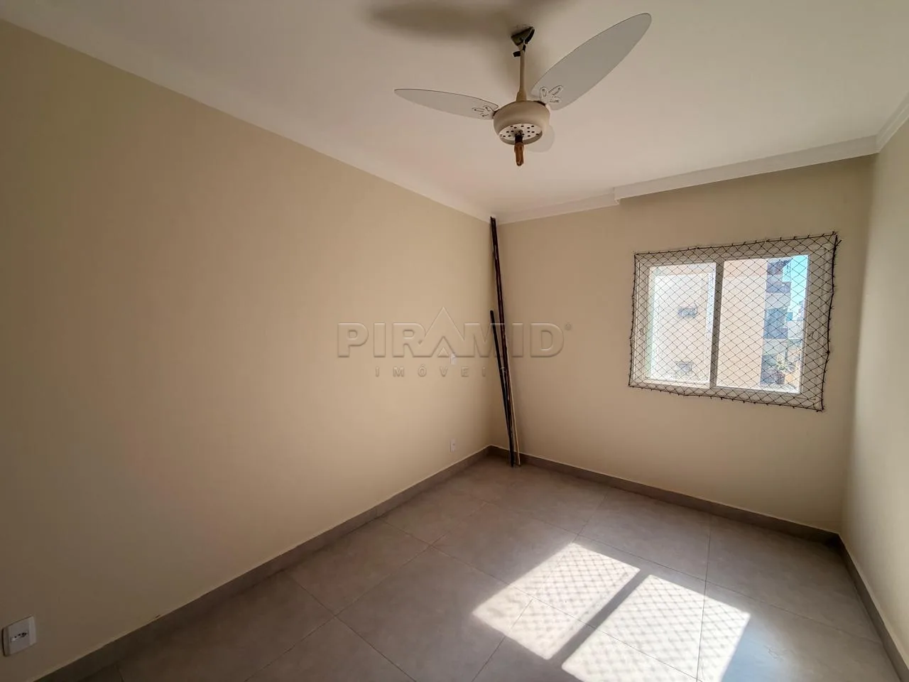 Alugar Apartamento / Padr&atilde;o em Ribeir&atilde;o Preto R$ 1.587,00 - Foto 14
