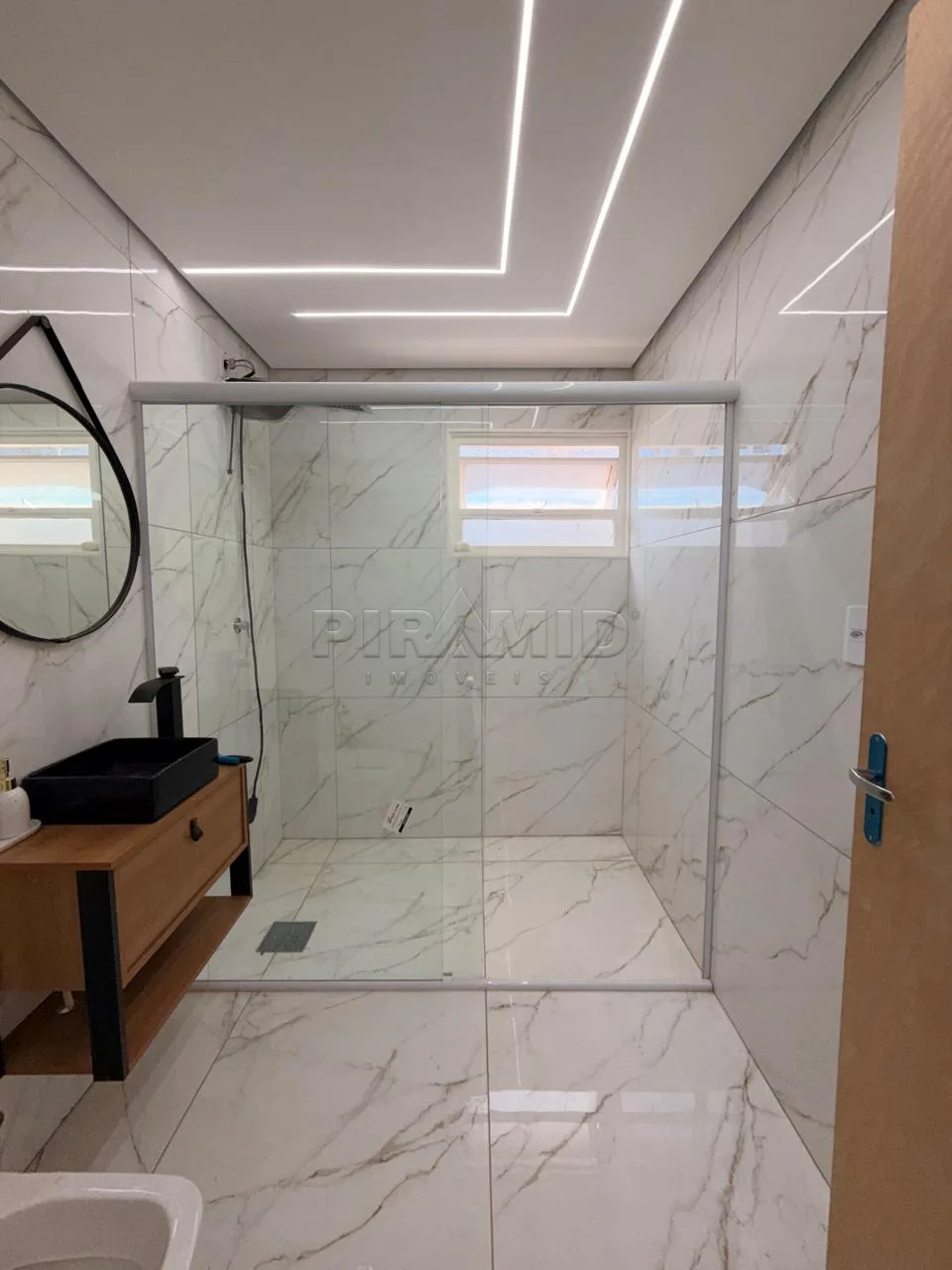 Alugar Apartamento / Padr&atilde;o em Ribeir&atilde;o Preto R$ 1.587,00 - Foto 17