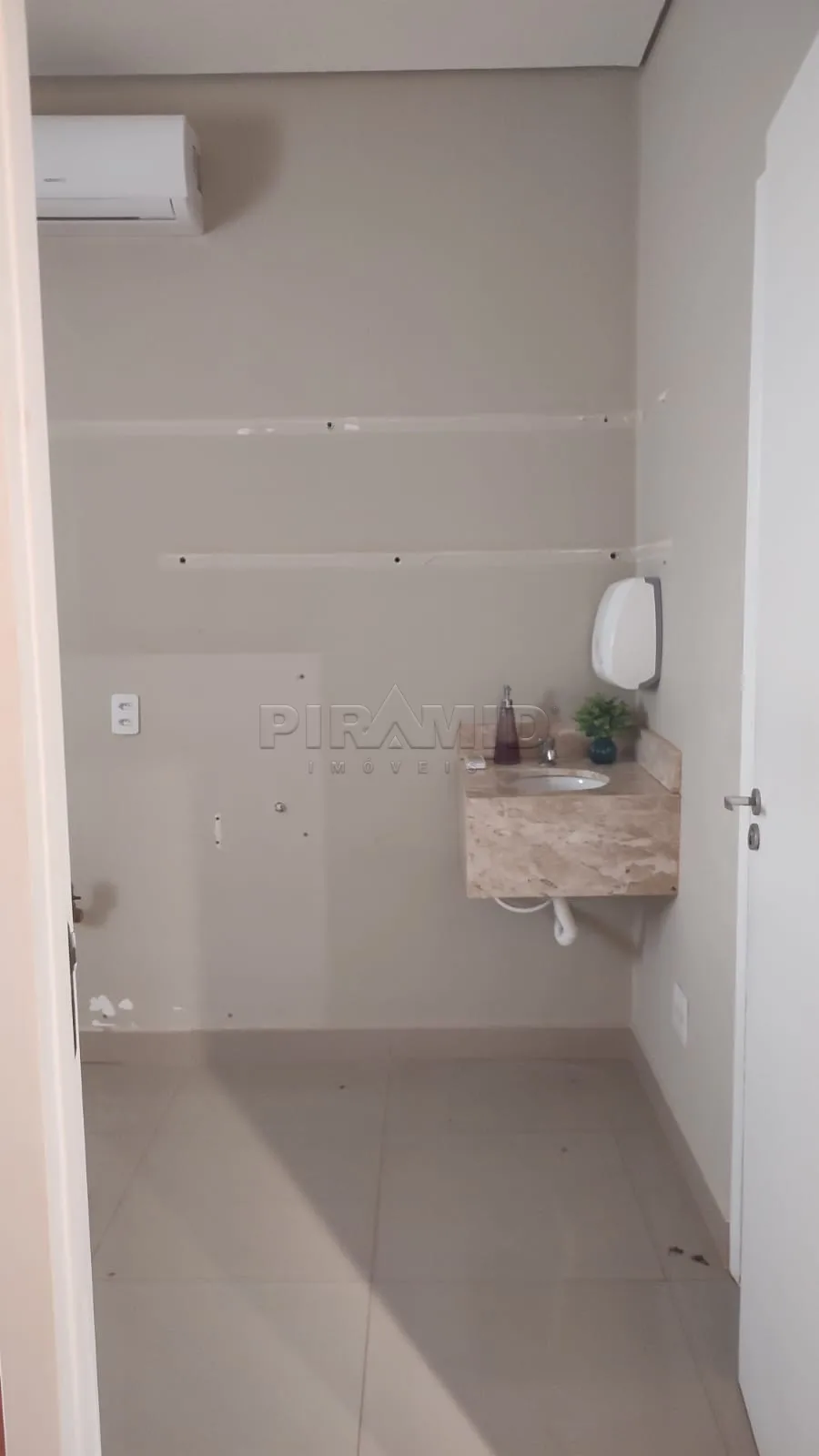 Alugar Comercial / Sal&atilde;o em Ribeir&atilde;o Preto R$ 5.500,00 - Foto 15