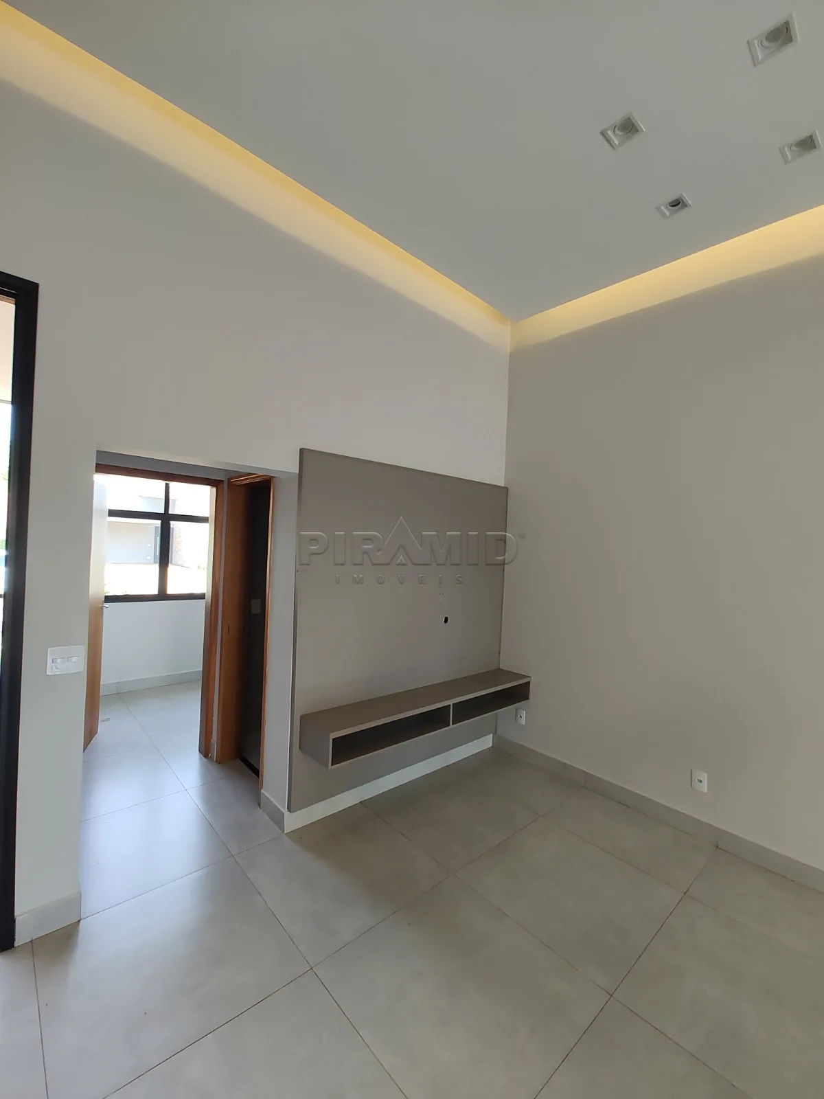 Alugar Casa / Condom&iacute;nio em Ribeir&atilde;o Preto R$ 5.500,00 - Foto 1